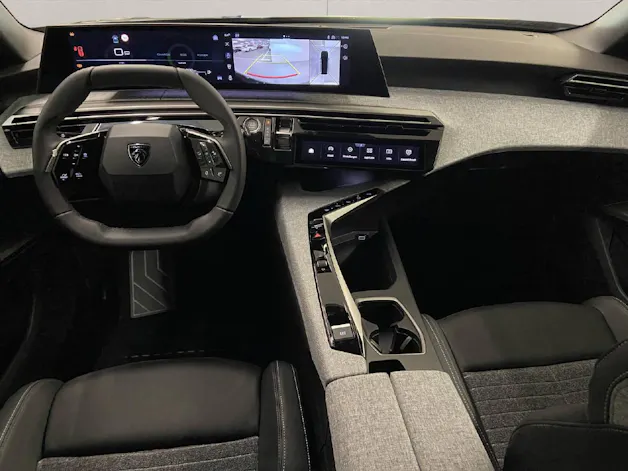 Peugeot 5008 1.2 Hybrid Allure Premium