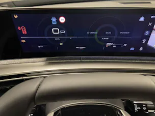Peugeot 5008 1.2 Hybrid Allure Premium