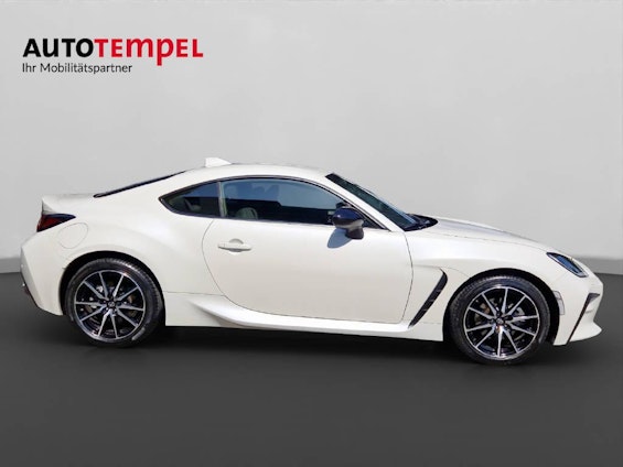 Vehicle image 12 Vehicle image 12