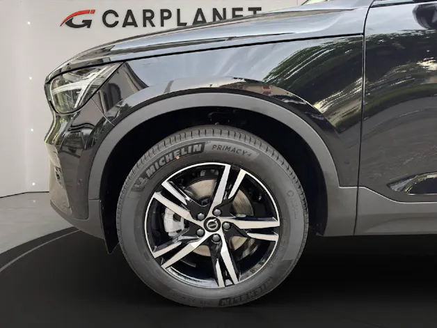 Volvo XC40 2.0 B3 MH Plus Dark
