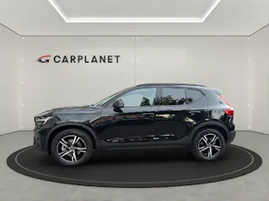 Volvo XC40 2.0 B3 MH Plus Dark