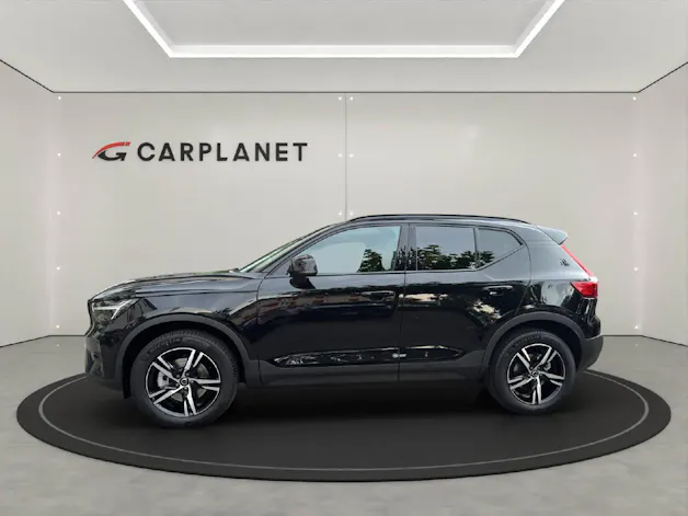 Volvo XC40 2.0 B3 MH Plus Dark