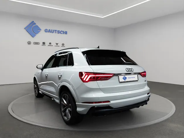 AUDI Q3 35 TDI S line quattro S-tronic