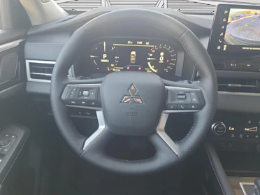 MITSUBISHI OUTLANDER 10