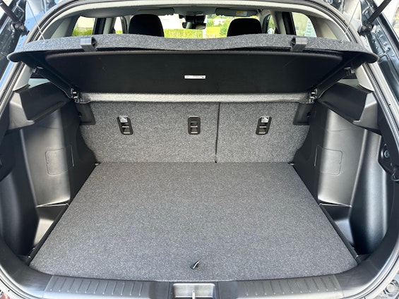 Vehicle image 9 Vehicle image 9