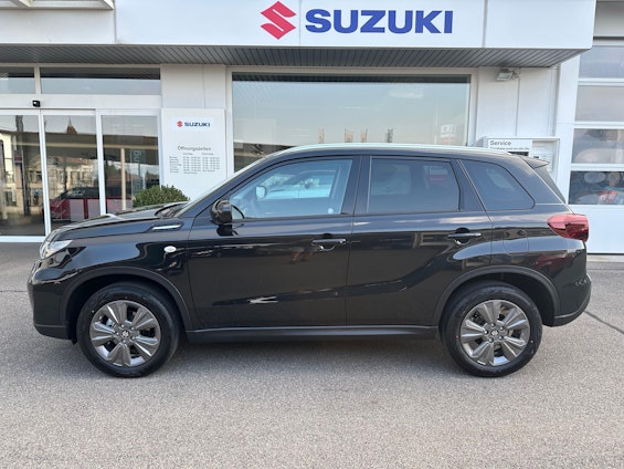 Vehicle image 3 Vehicle image 3