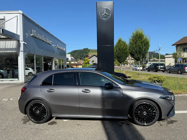 Mercedes-Benz A 200 Night Star AMG Line