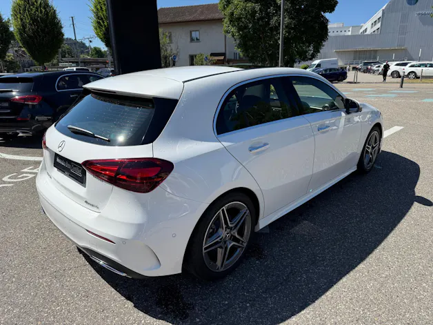 Mercedes-Benz A 250 AMG Line 4m