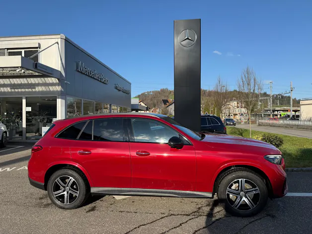 Mercedes-Benz GLC 300 e AMG Line 4matic