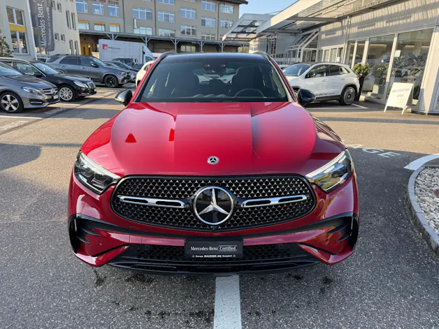 Mercedes-Benz GLC 300 e AMG Line 4matic