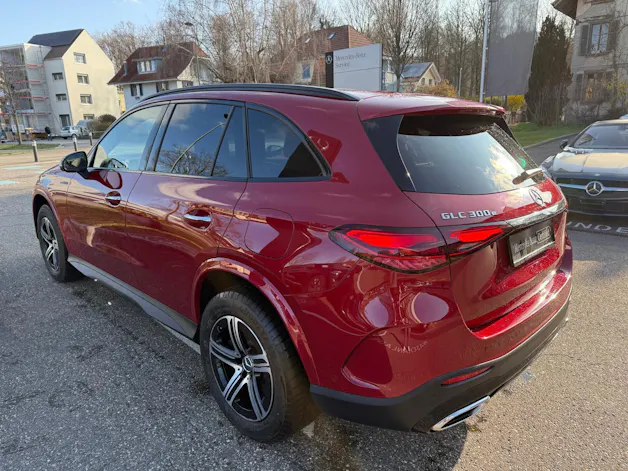 Mercedes-Benz GLC 300 e AMG Line 4matic