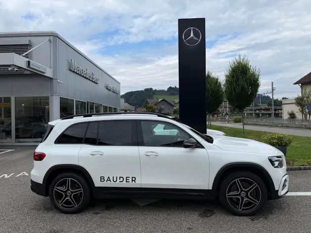 Mercedes-Benz GLB 220 AMG Line 4matic