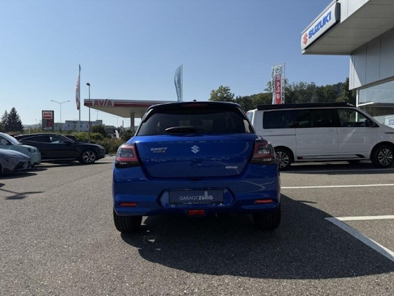 Vehicle image 5 Vehicle image 5