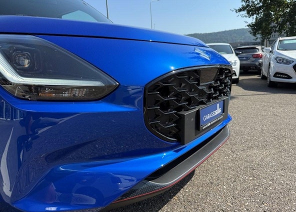 Vehicle image 24 Vehicle image 24