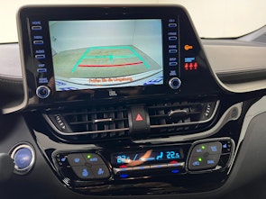 Vehicle image TOYOTA C-HR 2.0 VVTi HSD Premium