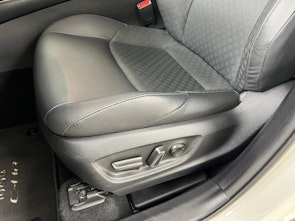 Vehicle image TOYOTA C-HR 2.0 VVTi HSD Premium