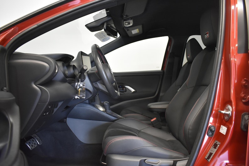 Vehicle image TOYOTA YARIS