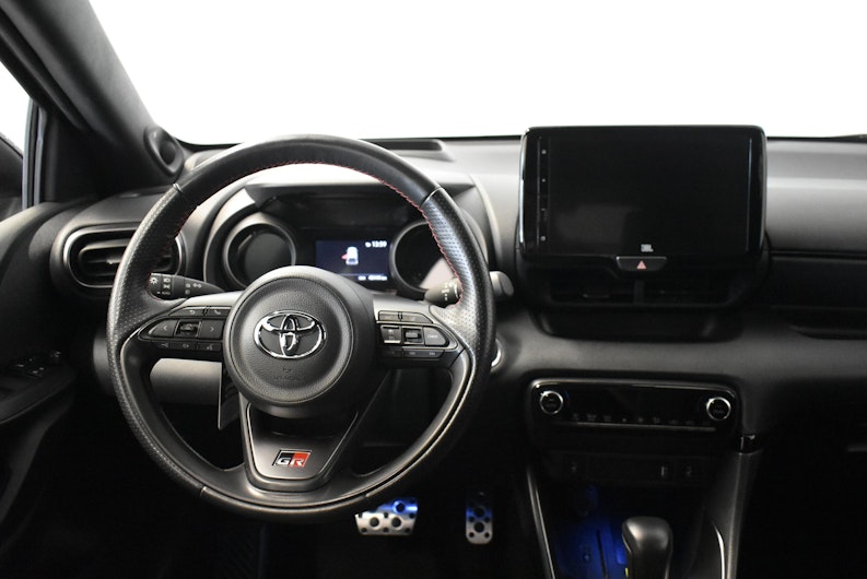 Vehicle image TOYOTA YARIS