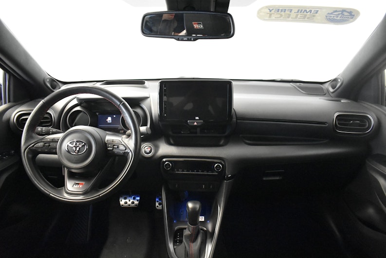 Vehicle image TOYOTA YARIS