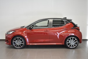 Vehicle image TOYOTA Yaris 1.5 VVT-i HSD GR Sport - Ruote invernali incluse