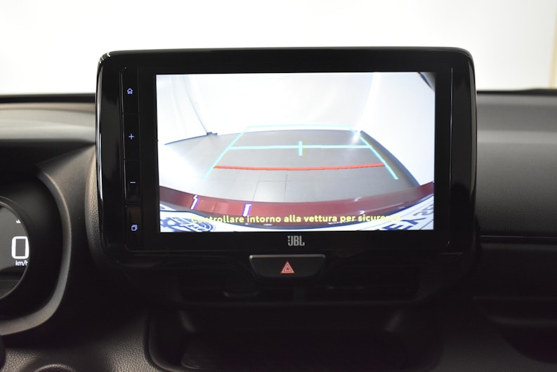 Vehicle image TOYOTA YARIS