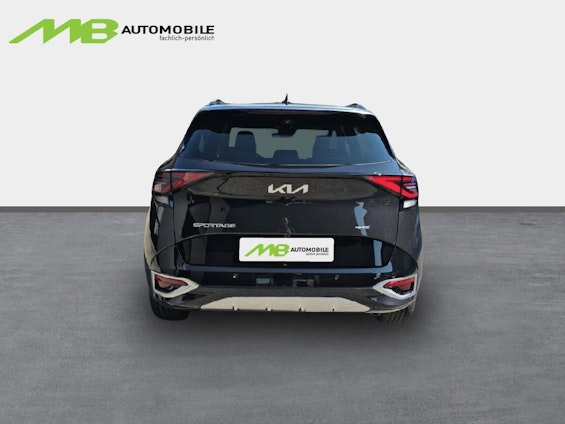 Vehicle image 4 Vehicle image 4