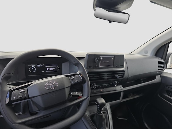 Vehicle image 8 Vehicle image 8