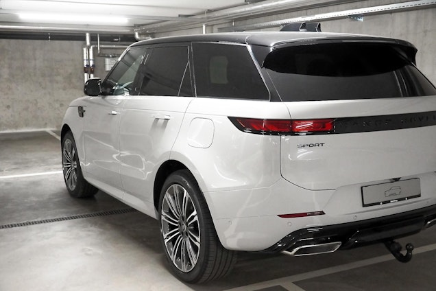 Vehicle image 13 Vehicle image 13