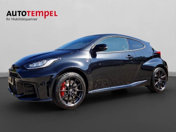 First vehicle image First vehicle image