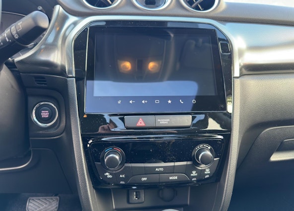 Vehicle image 18 Vehicle image 18