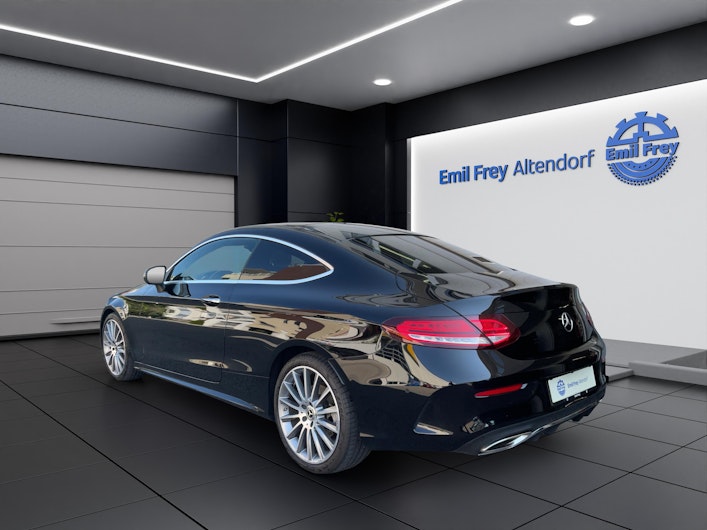 Vehicle image MERCEDES-BENZ C 300