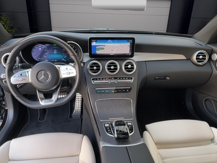 Vehicle image MERCEDES-BENZ C 300