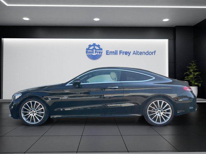 Vehicle image MERCEDES-BENZ C 300