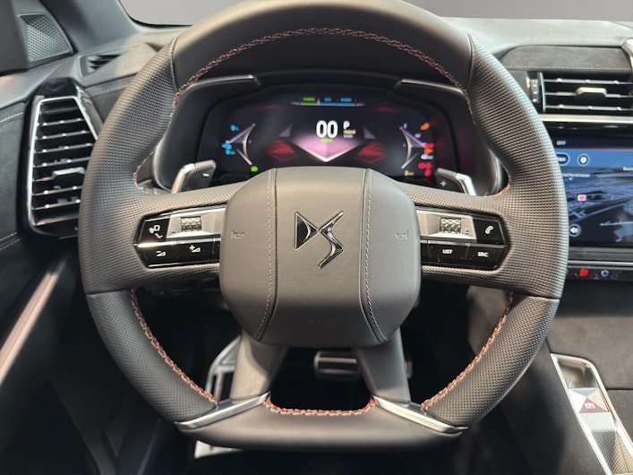 Vehicle image DS AUTOMOBILES DS7