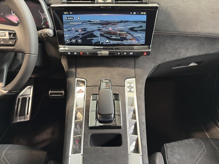 Vehicle image DS AUTOMOBILES DS7