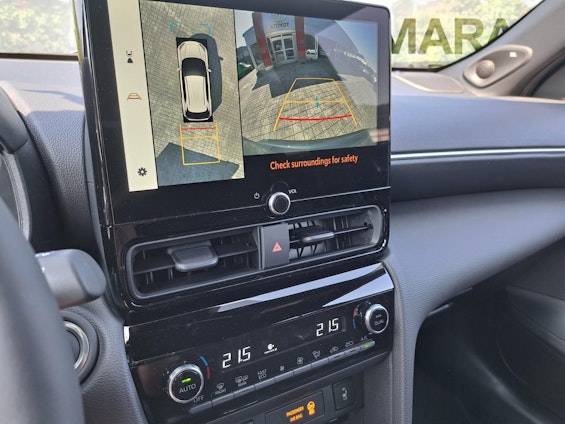 Vehicle image 8 Vehicle image 8