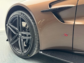 Vehicle image ASTON MARTIN V8 Vantage Roadster 4.0 S V8 Bi-Turbo