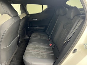 Vehicle image TOYOTA C-HR 2.0 VVTi HSD GR Sport