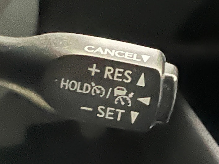 Vehicle image TOYOTA C-HR