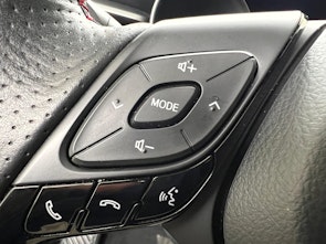 Vehicle image TOYOTA C-HR 2.0 VVTi HSD GR Sport