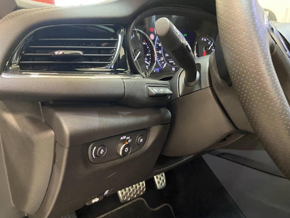 Vehicle image 13 Vehicle image 13