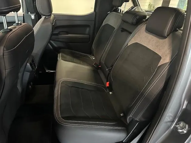 VW Amarok DKab. Pick-up 3.0 TDI 240 Style Winter 2 4m