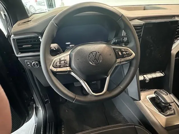 VW Amarok DKab. Pick-up 3.0 TDI 240 Style Winter 2 4m