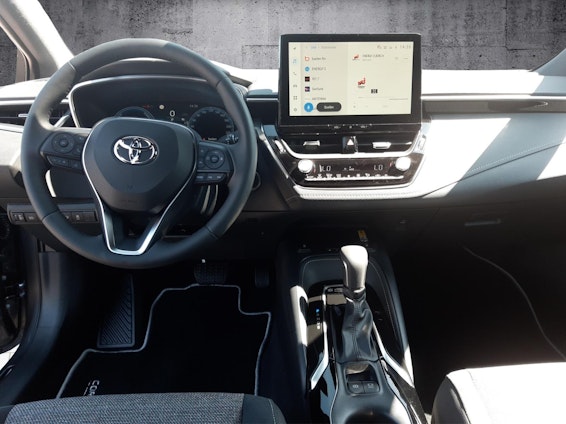 Vehicle image 4 Vehicle image 4