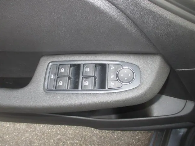 Mitsubishi Colt 1.6 HEV Invite+
