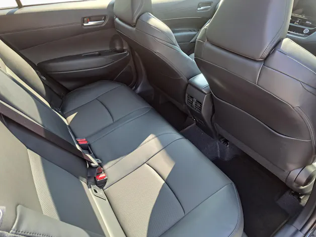 Toyota Corolla Cross 2.0 HSD Premium AWD-i