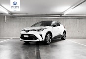 First vehicle image