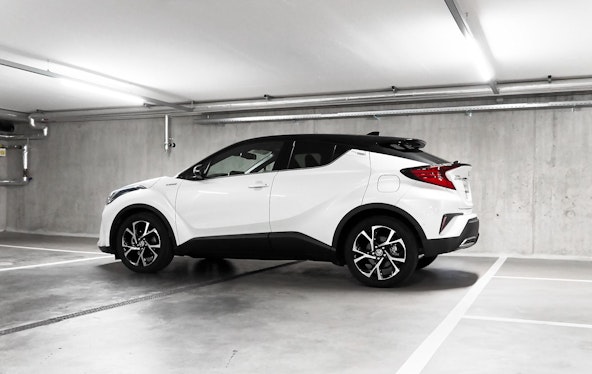 Vehicle image 6