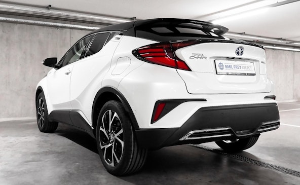 Vehicle image 11