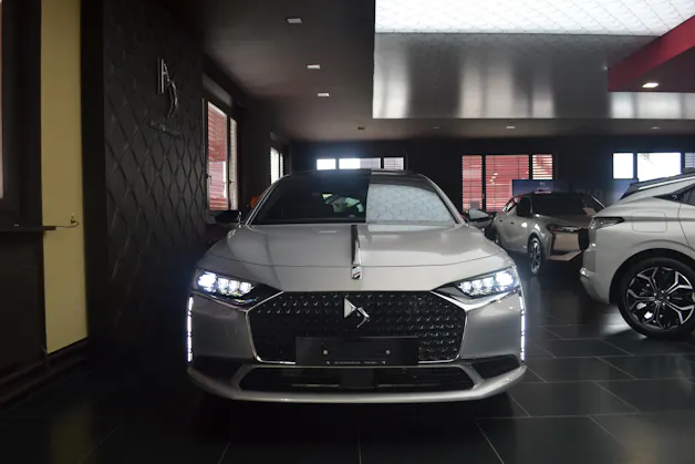DS Automobiles 9 1.6 E-Tense Rivoli+